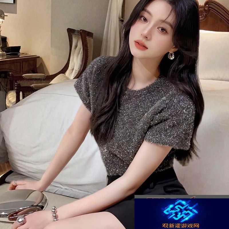 “岳开始迎合,网友|这是在迎合大家的期待吗?”