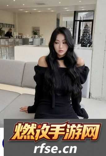 黑色双开真丝旗袍下身怎么弄|如何巧妙搭配黑色双开真丝旗袍展现优雅魅力,真是个技术活啊!